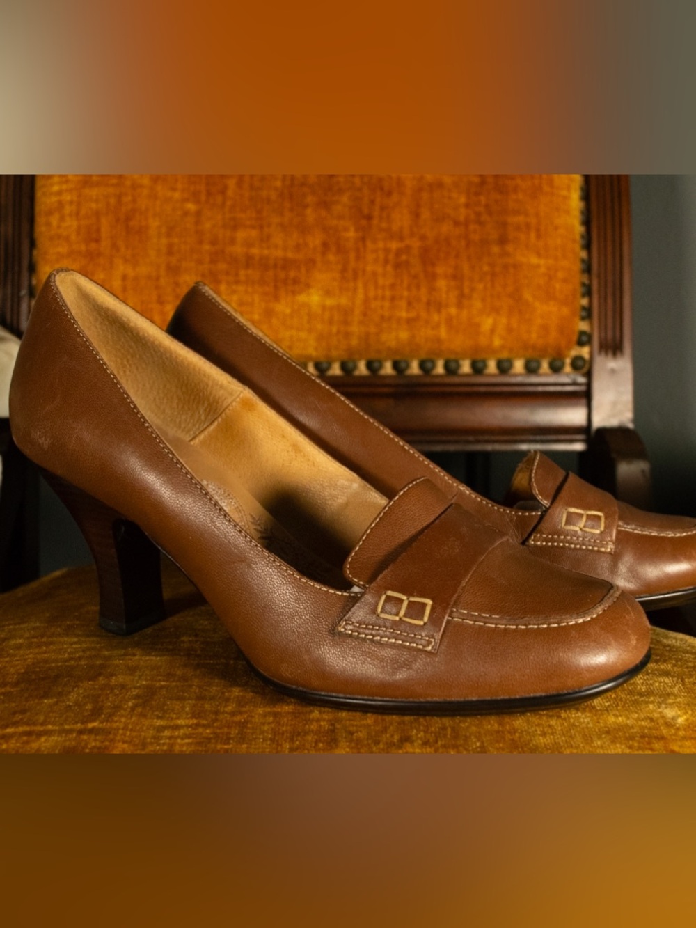 SIZE 9 Sofft Brown Leather Loafers Heels